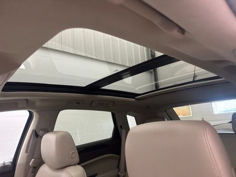Used 2012 Cadillac SRX Performance AWD/4WD image 24