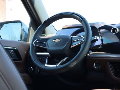 New 2026 Chevrolet Suburban High Country image 52