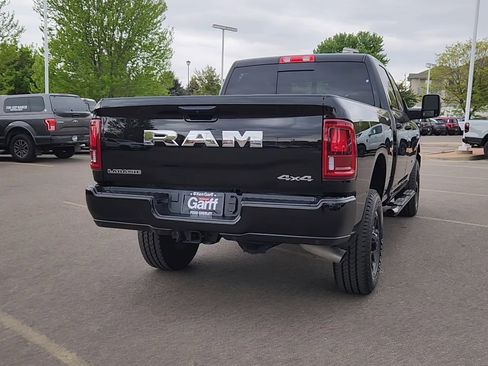 Used 2025 RAM 2500 Laramie AWD/4WD image 17