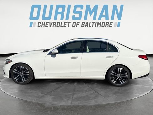 Used 2022 Mercedes-Benz C 300 4MATIC Sedan image 3