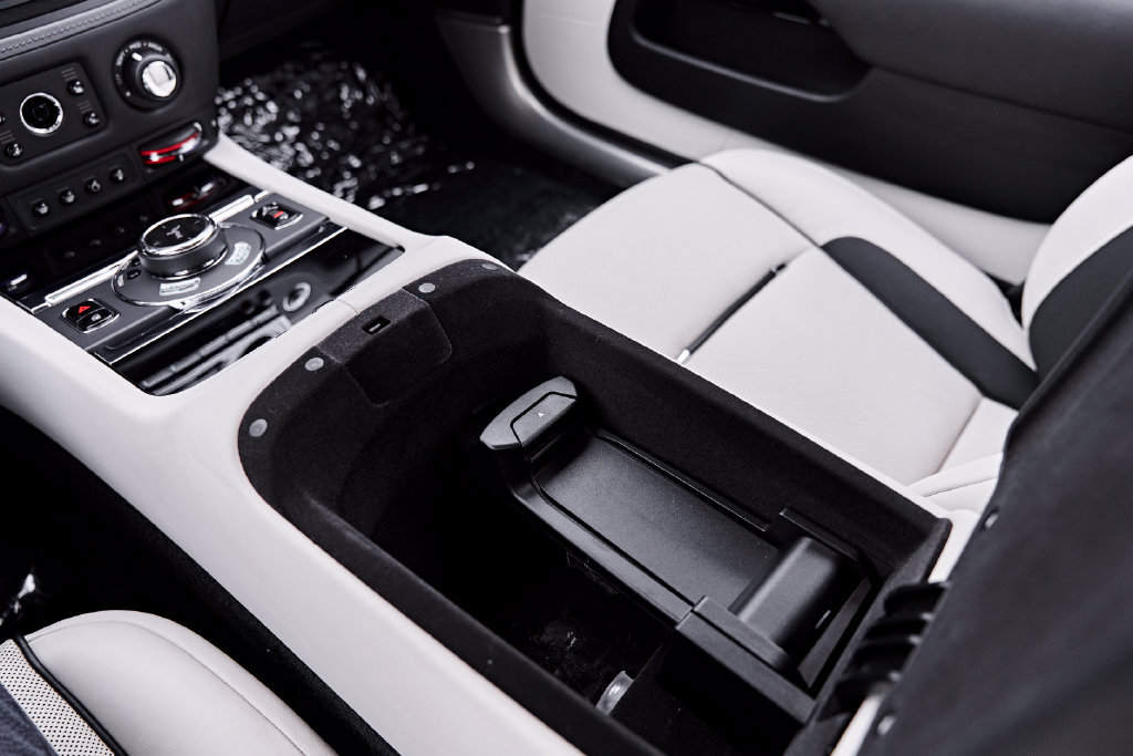 Used 2020 Rolls-Royce Wraith RWD image 71