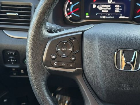 Used 2022 Honda Pilot Sport image 25