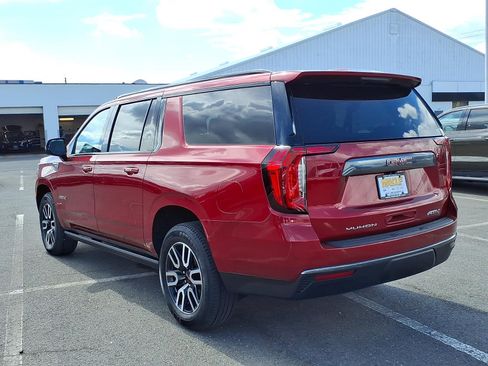 Certified 2023 GMC Yukon XL AT4 w/ AT4 Premium Package AWD/4WD image 5