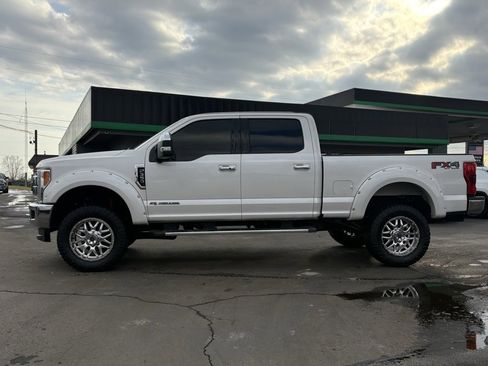 Used 2017 Ford F350 Lariat w/ Lariat Ultimate Package image 5
