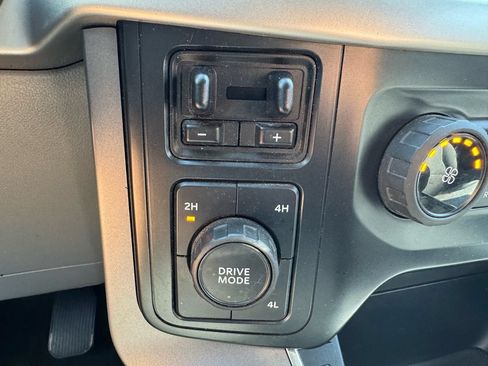 Used 2021 Ford F150 XLT AWD/4WD image 14