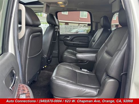 Used 2014 GMC Yukon XL Denali AWD/4WD image 9