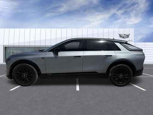 Certified 2024 Cadillac Lyriq Luxury w/ LPO, Floor Liner Package AWD/4WD image 5