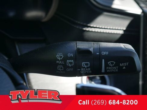 Used 2024 Jeep Grand Cherokee L Limited AWD/4WD image 25