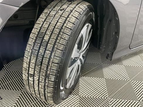 Used 2020 Toyota Prius XLE w/ Advanced Technology Package image 25