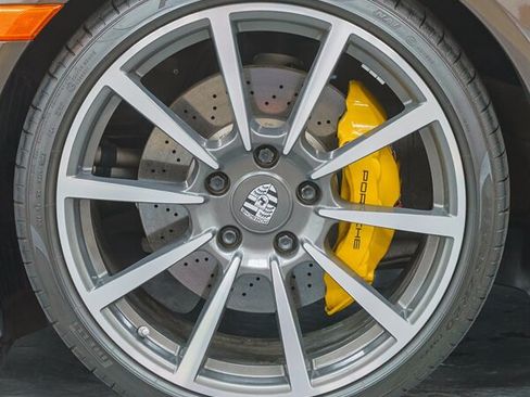 Used 2014 Porsche 911 Carrera 4S AWD/4WD image 41