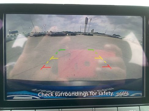 Certified 2023 Nissan Rogue S image 8