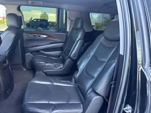 Used 2015 Cadillac Escalade ESV 2WD image 10