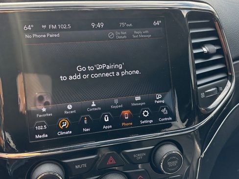 Used 2022 Jeep Grand Cherokee Limited image 34