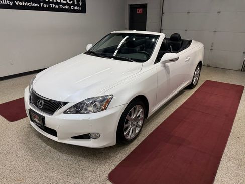 Used 2010 Lexus IS 250C RWD image 4