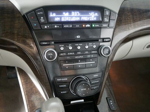 Used 2011 Acura MDX w/ Technology Package AWD/4WD image 22