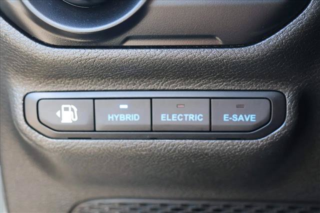 Used 2023 Jeep Wrangler Unlimited Sahara w/ Cold Weather Group AWD/4WD image 13