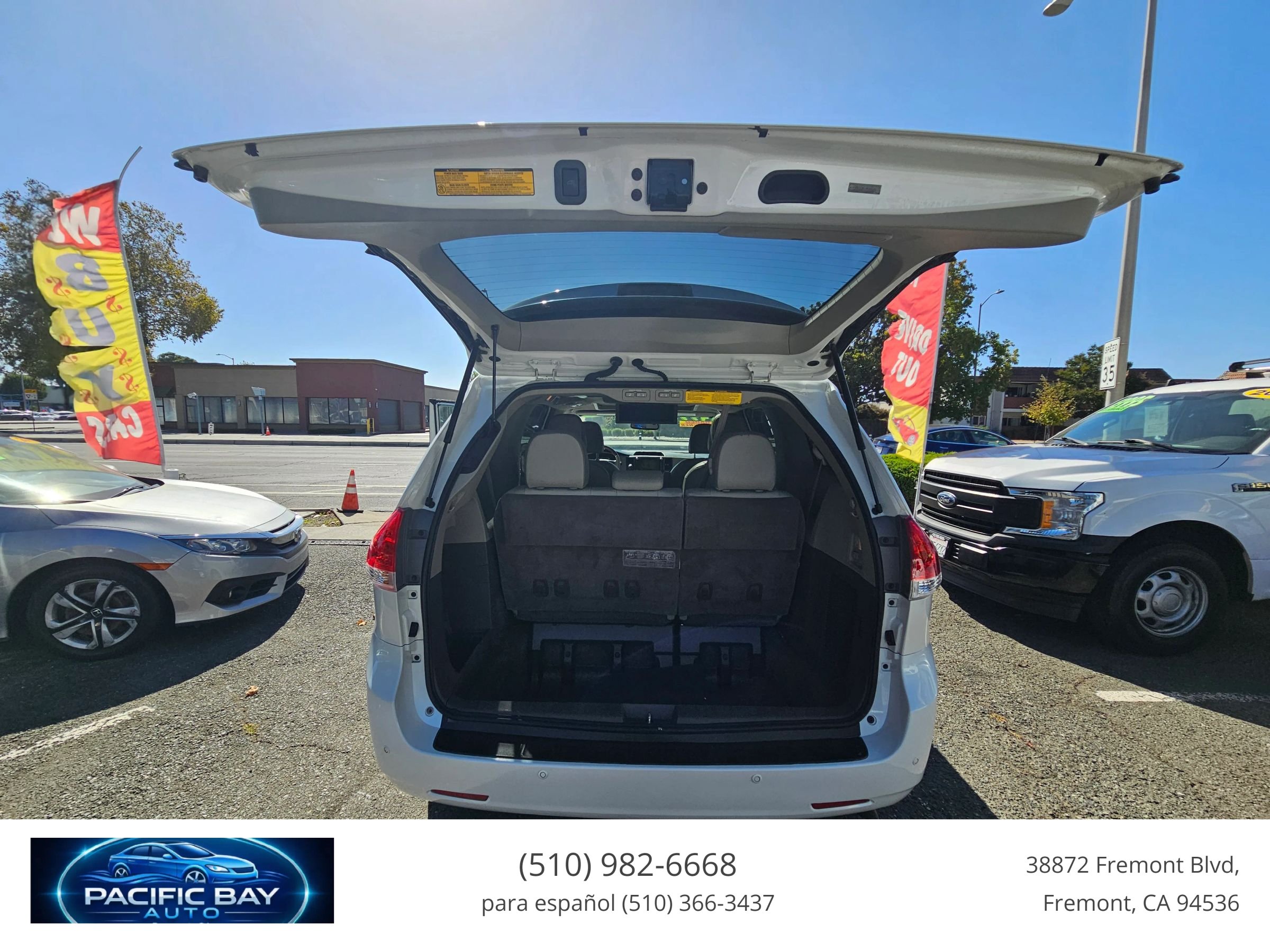 Used 2013 Toyota Sienna Limited w/ Premium Pkg FWD image 26