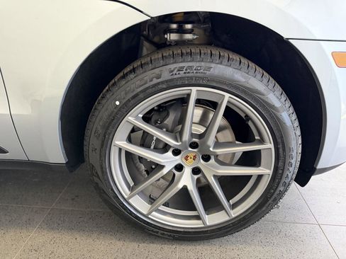 New 2026 Porsche Macan Turbo image 13