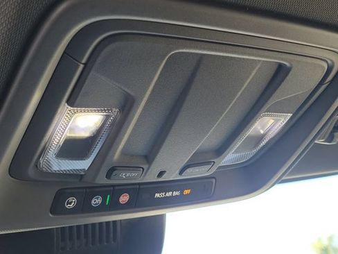 Certified 2025 Chevrolet Silverado 2500 Custom AWD/4WD image 16