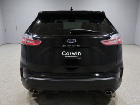 Used 2024 Ford Edge Titanium AWD/4WD image 5