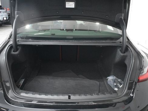 Used 2023 BMW 330i Sedan w/ M Sport Package image 31