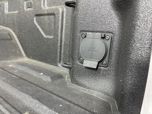 Used 2024 Chevrolet Silverado 2500 High Country w/ High Country Premium Package image 49