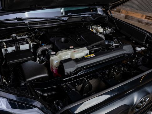 Used 2022 Toyota Tundra SR5 image 40