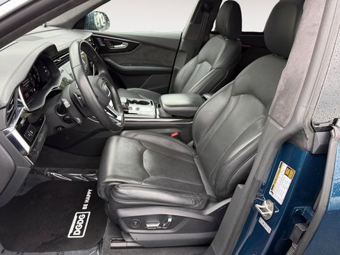 Used 2019 Audi Q8 Prestige w/ Luxury Package image 10