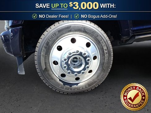 Certified 2022 Ford F450 Platinum w/ FX4 Off-Road Package AWD/4WD image 13