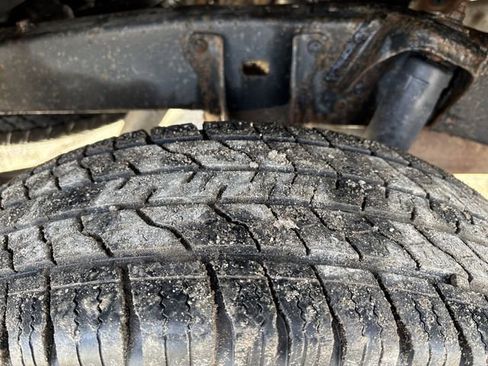 Used 2013 Toyota Tacoma 4x4 Access Cab V6 w/ SR5 Pkg image 41