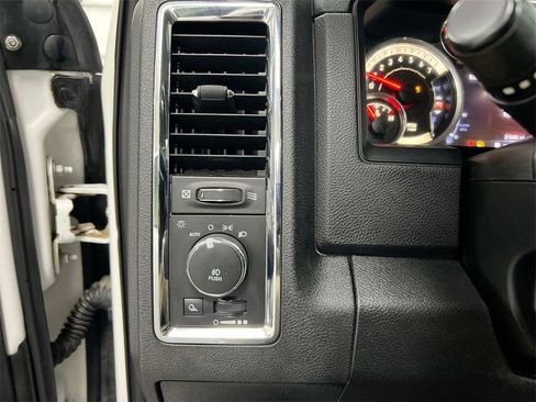 Used 2017 RAM 2500 Laramie w/ Sport Appearance Group image 17