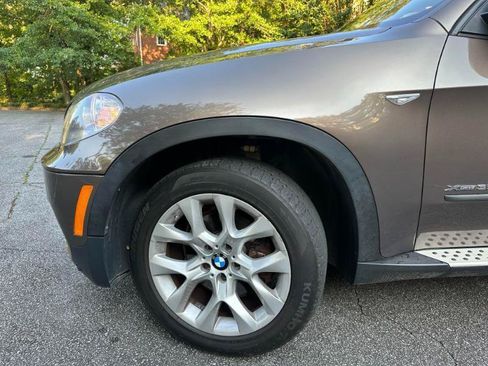 Used 2011 BMW X5 xDrive35i w/ Technology Pkg AWD/4WD image 3