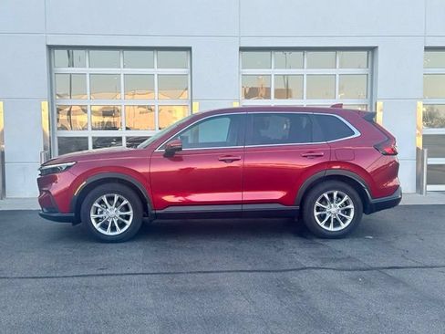 Used 2025 Honda CR-V EX-L image 3