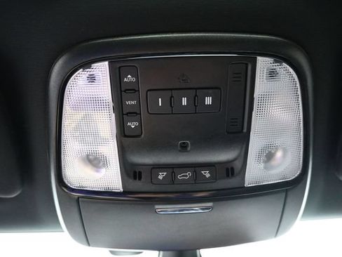 Used 2024 Dodge Durango GT AWD/4WD image 33