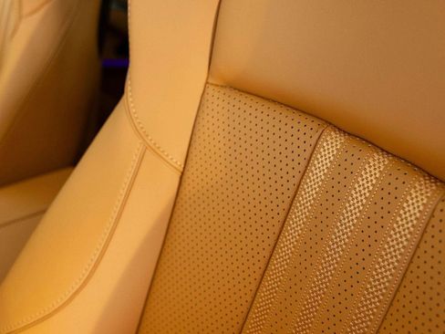 New 2026 Aston Martin DBX 707 image 17