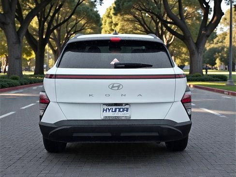 Certified 2026 Hyundai Kona SEL Sport image 5
