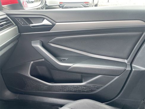 Used 2019 Volkswagen Jetta S w/ Driver Assistance Package image 19