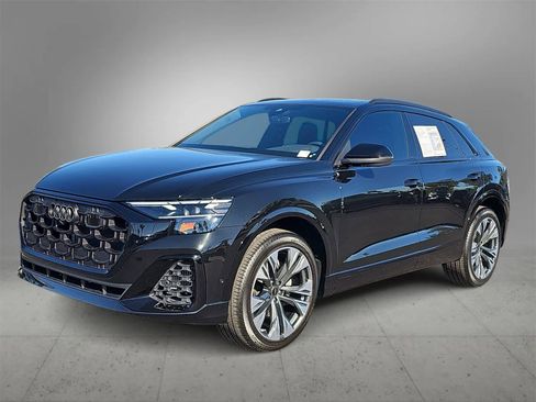 Used 2025 Audi Q8 Premium Plus image 4