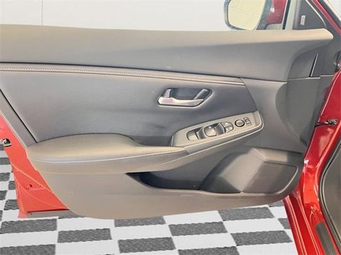 Used 2021 Nissan Sentra SV w/ Trunk Package image 22