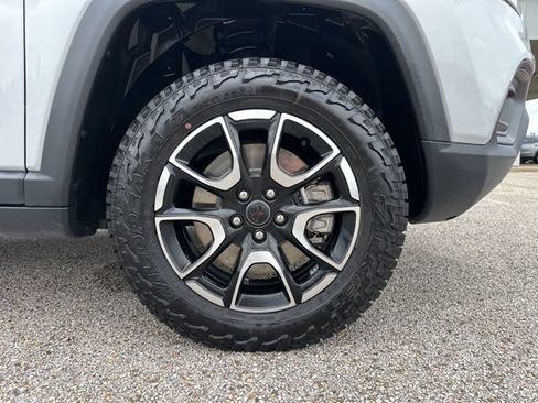 Certified 2025 Jeep Compass Trailhawk AWD/4WD image 51
