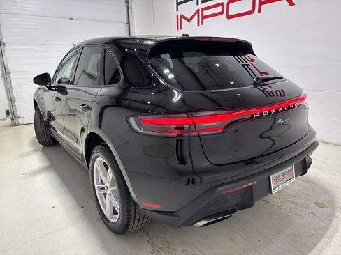 Used 2025 Porsche Macan Turbo image 5