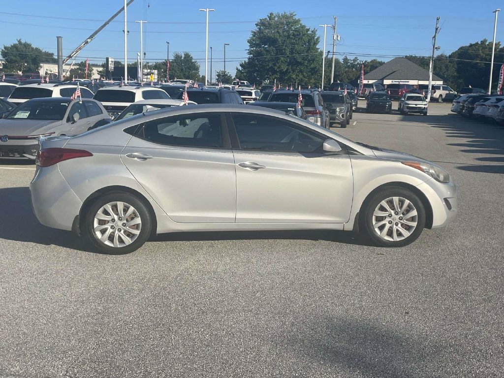 Used 2013 Hyundai Elantra GLS FWD image 7