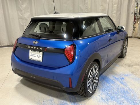 Used 2026 MINI Cooper S FWD image 12