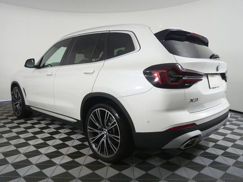 Used 2024 BMW X3 sDrive30i w/ Premium Package RWD image 5