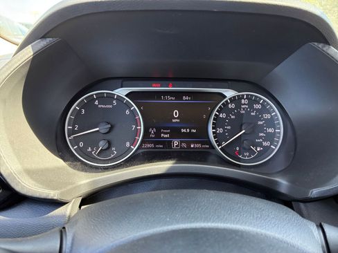 Used 2025 Nissan Sentra SV image 38