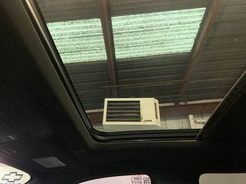 Used 2021 Chevrolet Tahoe RST w/ Luxury Package image 20