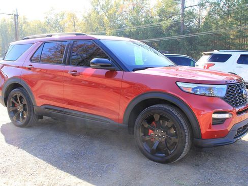Used 2021 Ford Explorer ST w/ Equipment Group 401A image 10