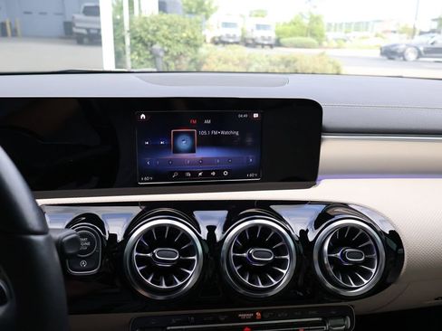 Used 2023 Mercedes-Benz CLA 250 image 38
