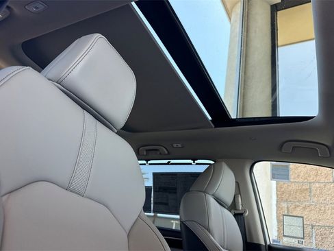 New 2025 Honda Pilot Touring image 19