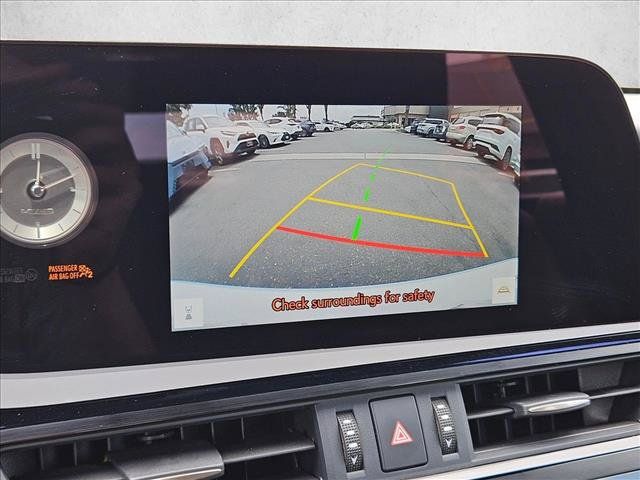 Certified 2025 Lexus ES 350 FWD image 16